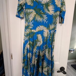 LuLaRoe Blue and Green Leaf Print Midi Dress
